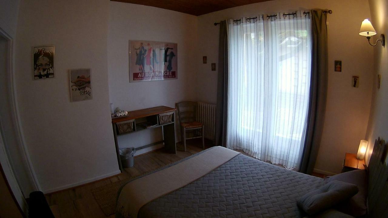 Chambres D'Hotes Le Casse Noix 사흘라 라 카네다 외부 사진