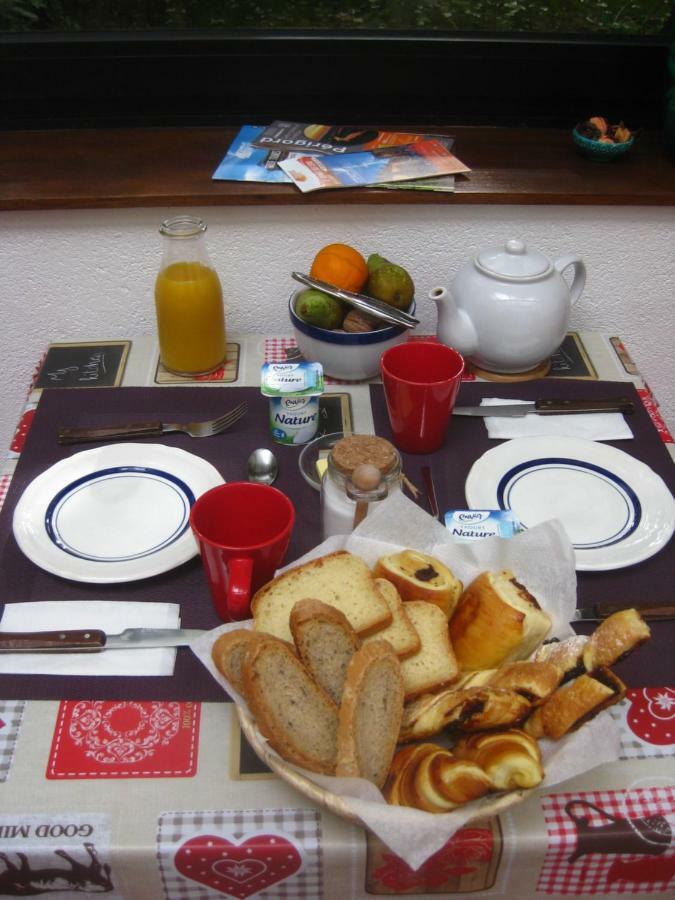 Chambres D'Hotes Le Casse Noix 사흘라 라 카네다 외부 사진